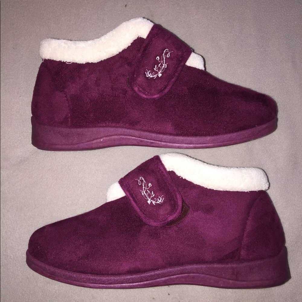 Slippers